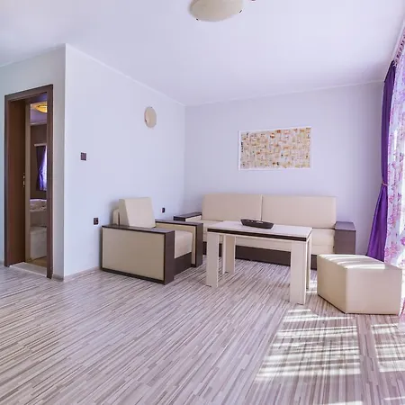 Hotel Akladi Family Tschernomorez